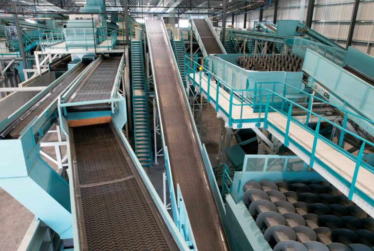 An overview of optical sorters and Auger screens in a MRF.